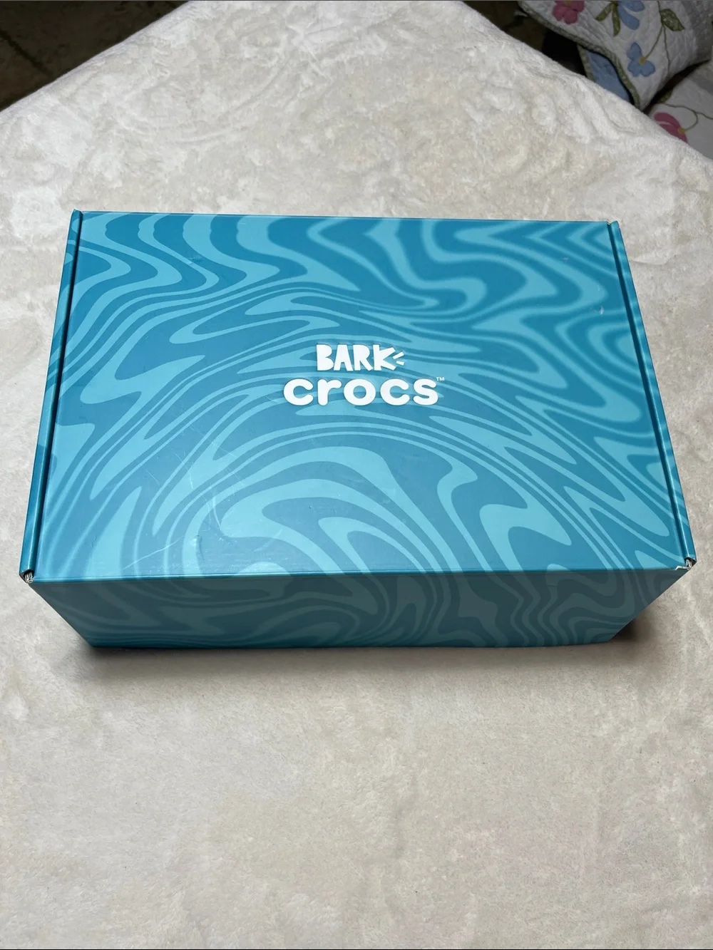 Limited Edition Bark Crocs - Dogs With key chain